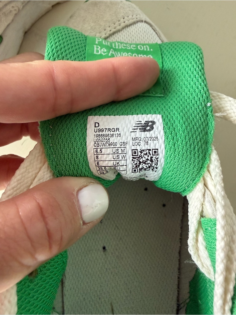Figs New Balance sneakers • Women’s 8 - Picture 4 of 7